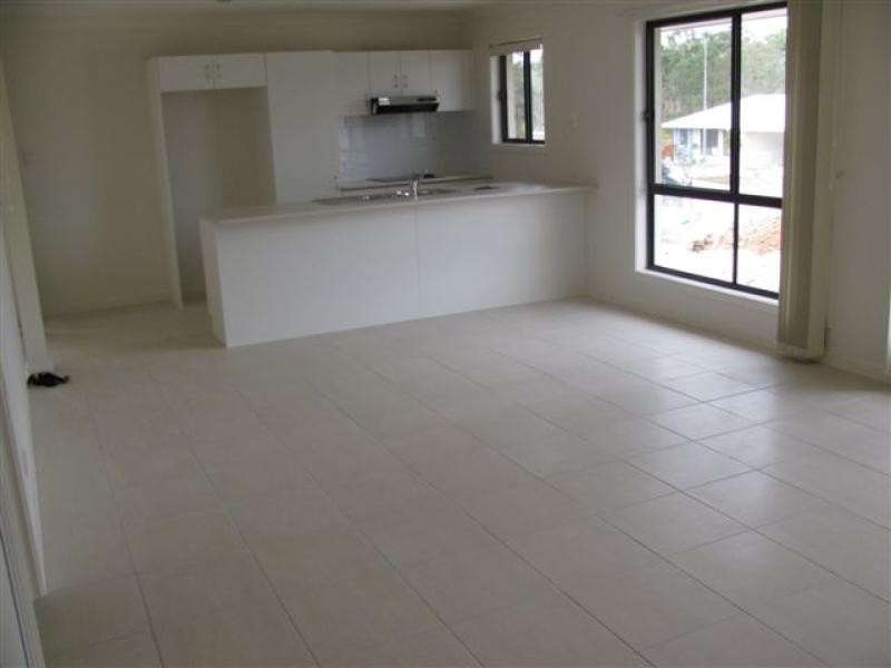 29 Stoneybrook Drive, Glen Eden QLD 4680