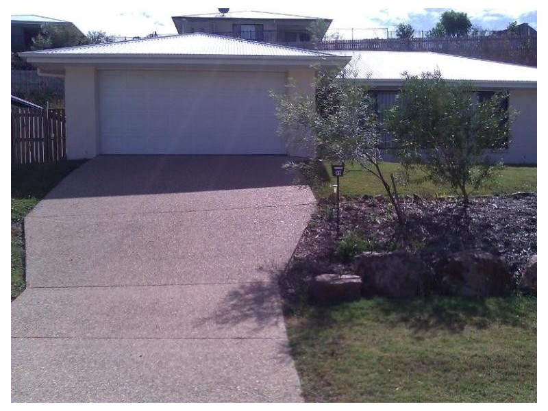 29 Stoneybrook Drive, Glen Eden QLD 4680