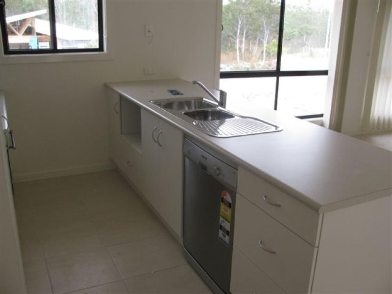 29 Stoneybrook Drive, Glen Eden QLD 4680