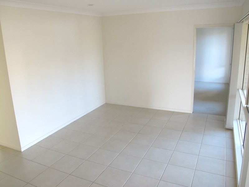 1 Redgum Drive, Kirkwood QLD 4680