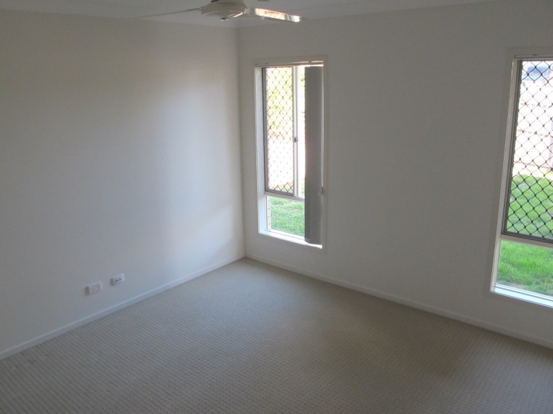 1 Redgum Drive, Kirkwood QLD 4680