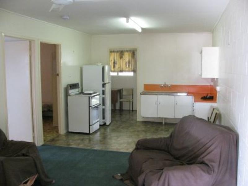 Unit 3/4 Bedsor Street, West Gladstone QLD 4680