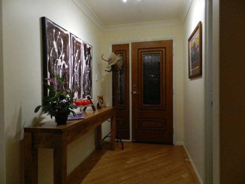 13 Wicks Street, New Auckland QLD 4680