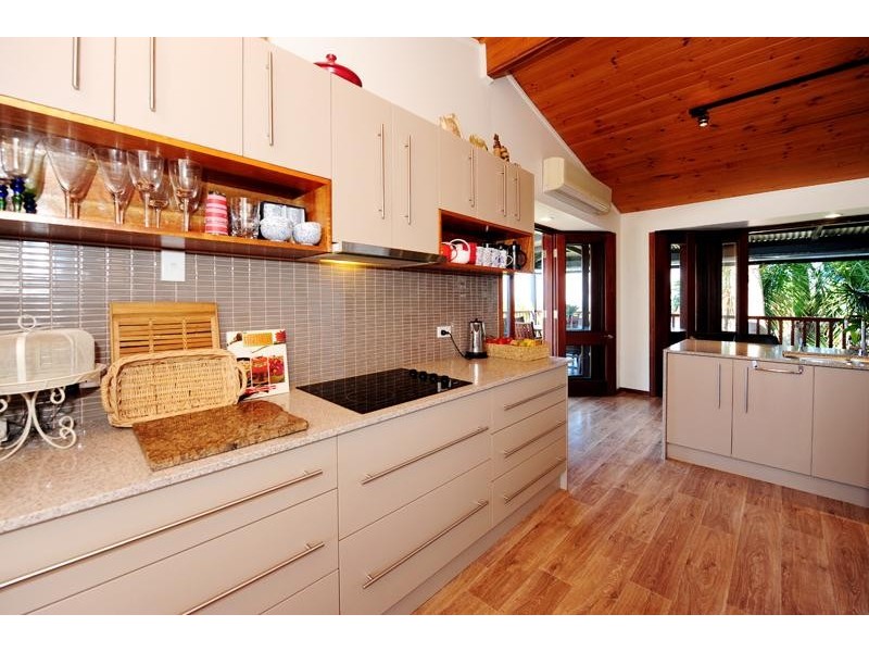 3 Island View Court, Tannum Sands QLD 4680