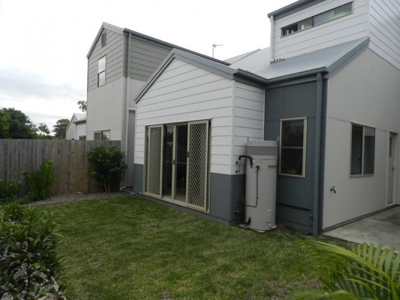8/1 Michel Place ‘Park Avenue’, Telina QLD 4680