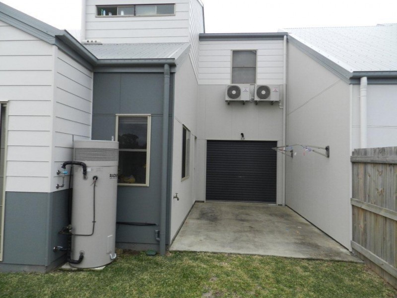 8/1 Michel Place ‘Park Avenue’, Telina QLD 4680
