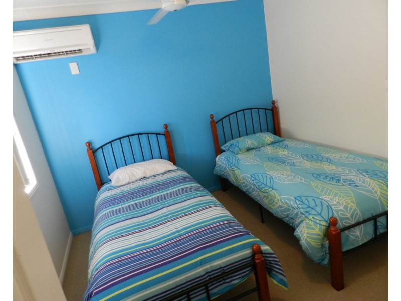 80 Emmadale Drive, New Auckland QLD 4680