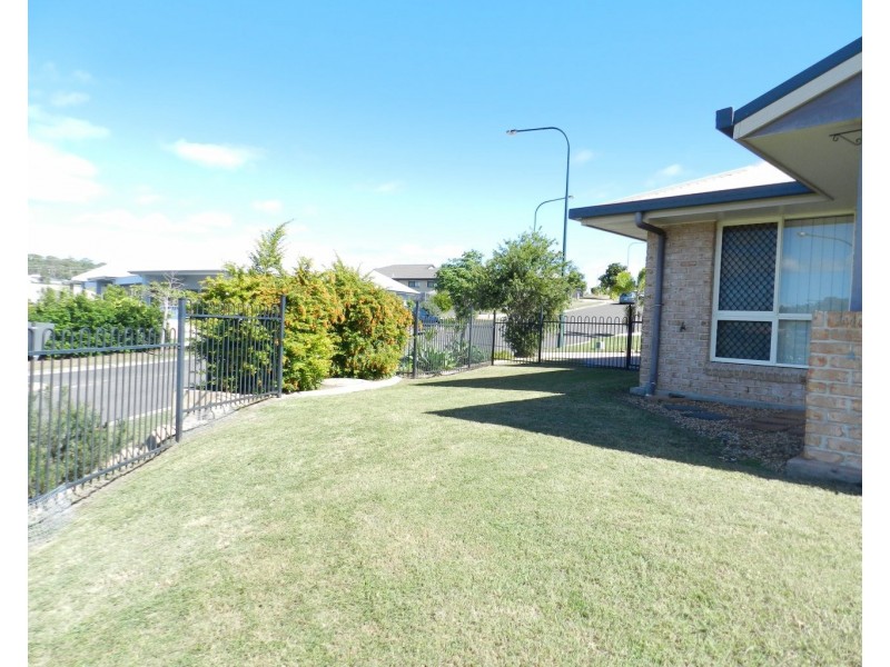 80 Emmadale Drive, New Auckland QLD 4680