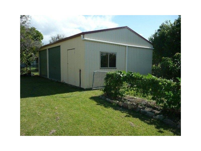 22 Bonar Street, South Gladstone QLD 4680