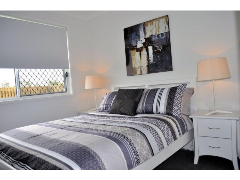19 Bellbird Circuit, Kirkwood QLD 4680