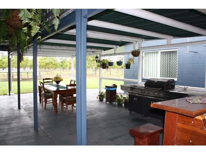 68 Koorawatha Drive, Bororen QLD 4678