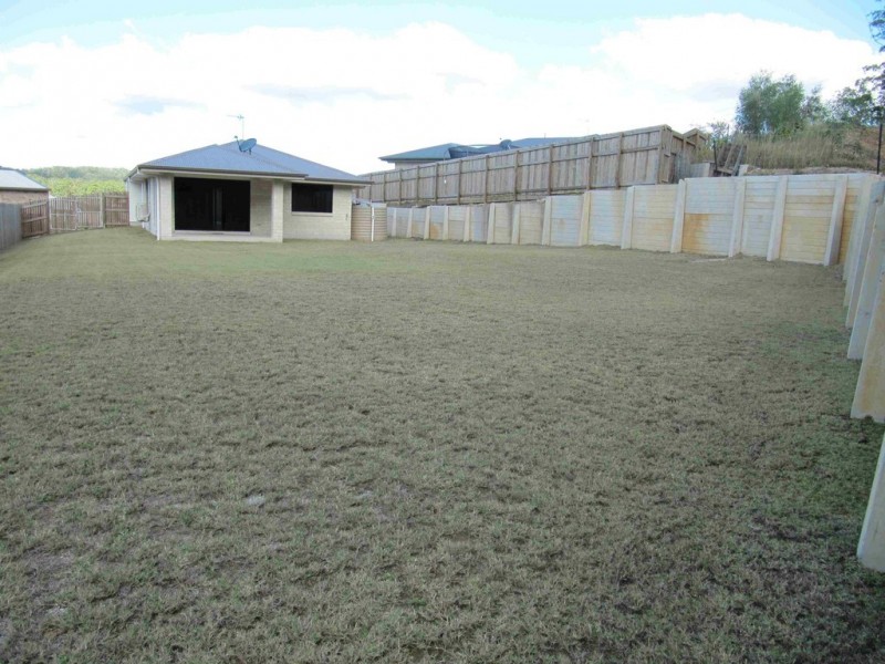 12 Markowitz Place, Kirkwood QLD 4680