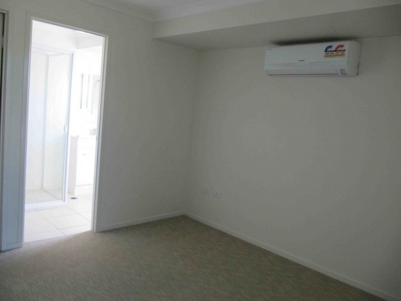 12 Markowitz Place, Kirkwood QLD 4680