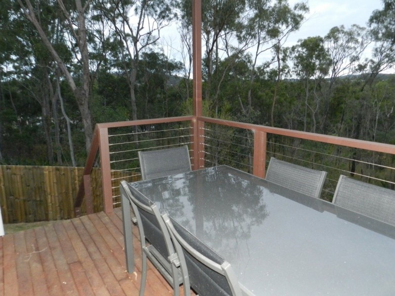 unit 1 / 9 Cockatoo Drive, New Auckland QLD 4680