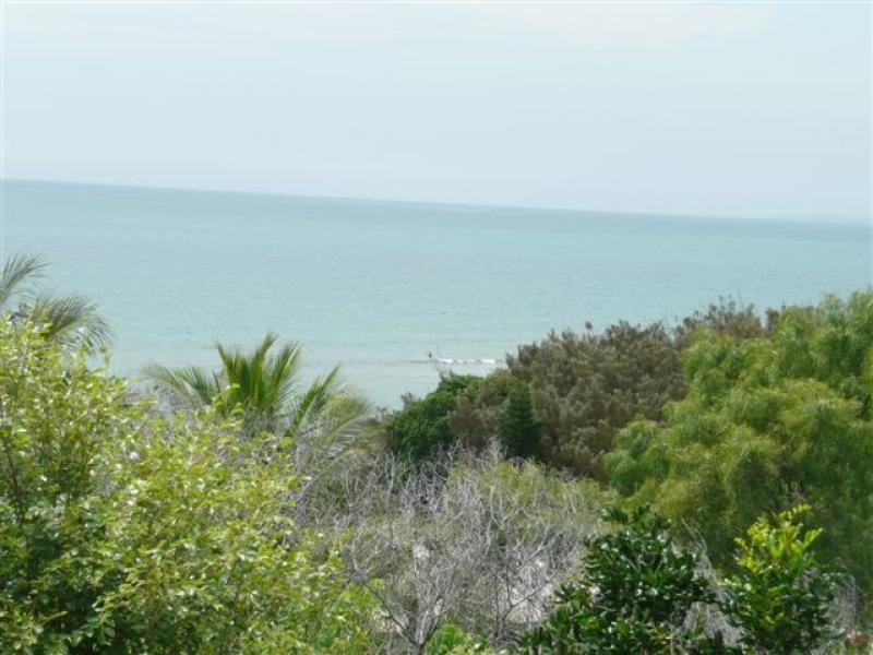 12 Ocean Street, Tannum Sands QLD 4680