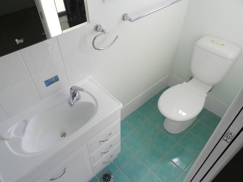 96 Gretel Drive, Clinton QLD 4680