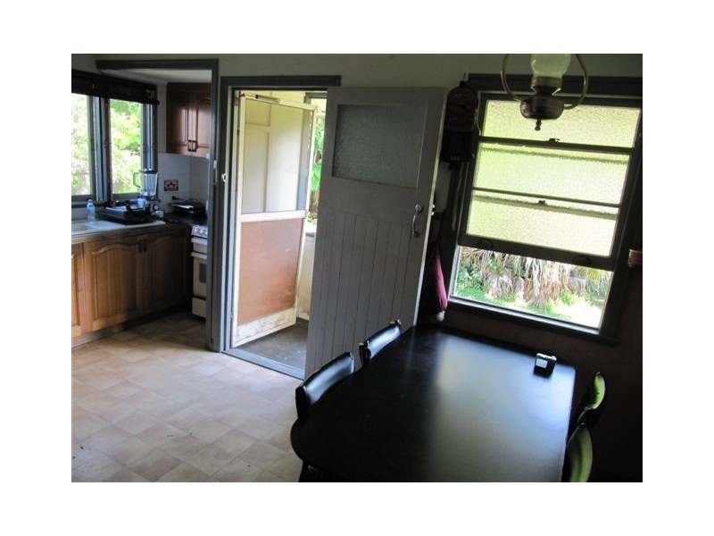 5 George Street, West Gladstone QLD 4680