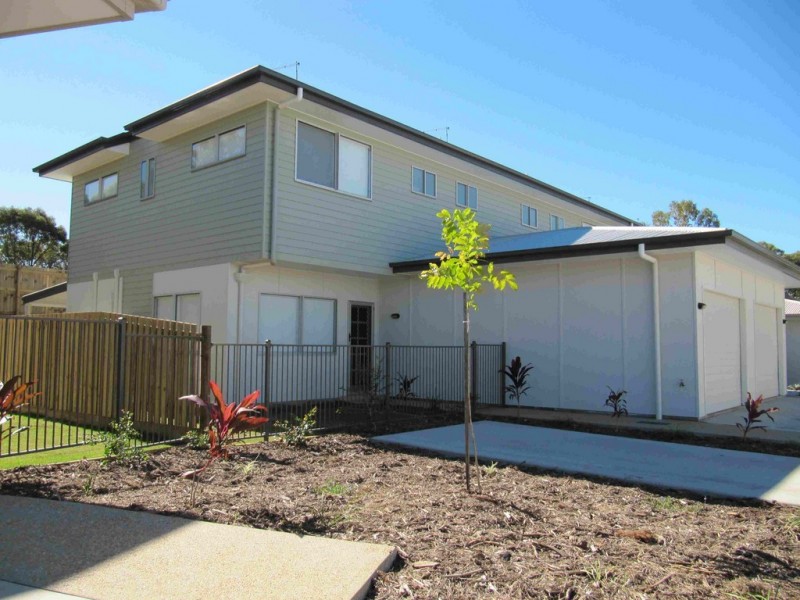 Villa 3 / 1 Cavella Drive, Glen Eden QLD 4680