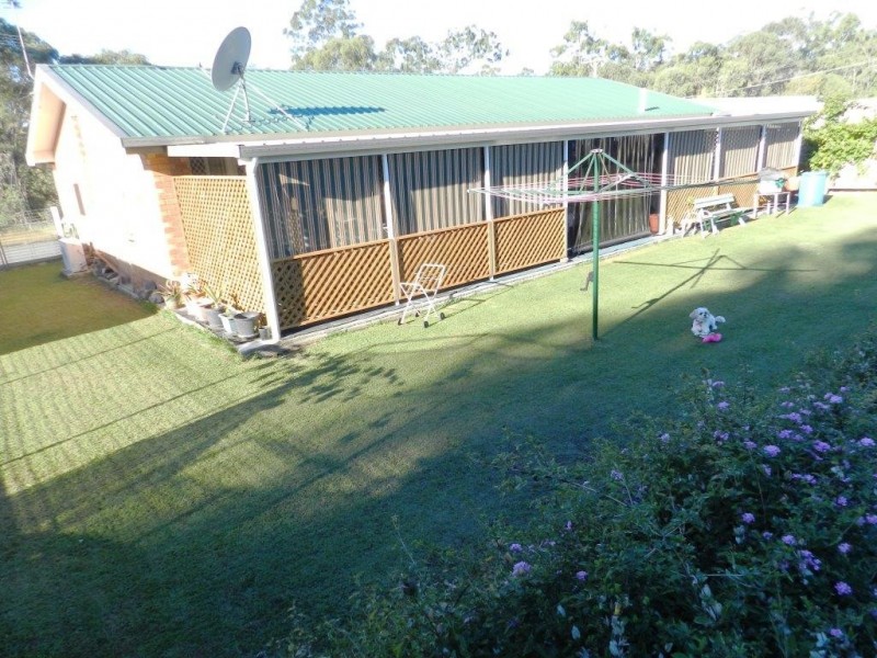 4 Aramac Drive, Clinton QLD 4680