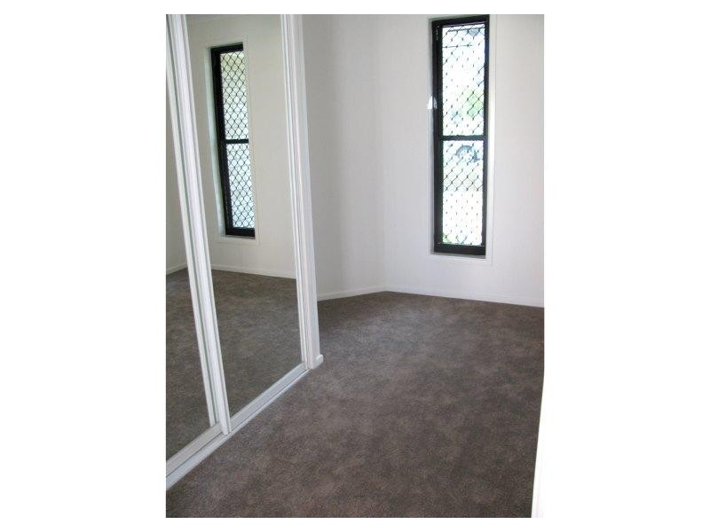 57 Skyline Drive, Kirkwood QLD 4680