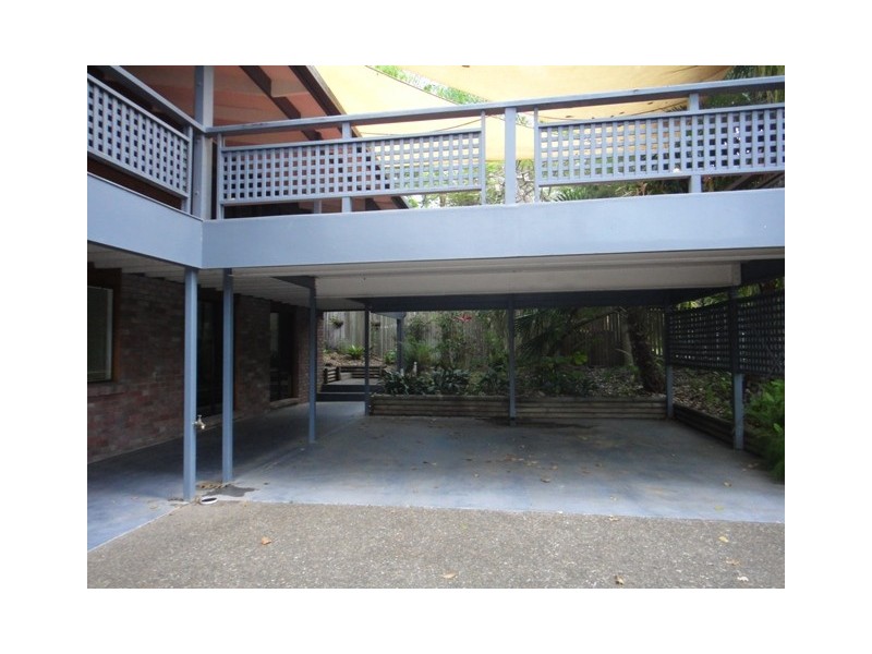 13 Fairway Avenue, Clinton QLD 4680