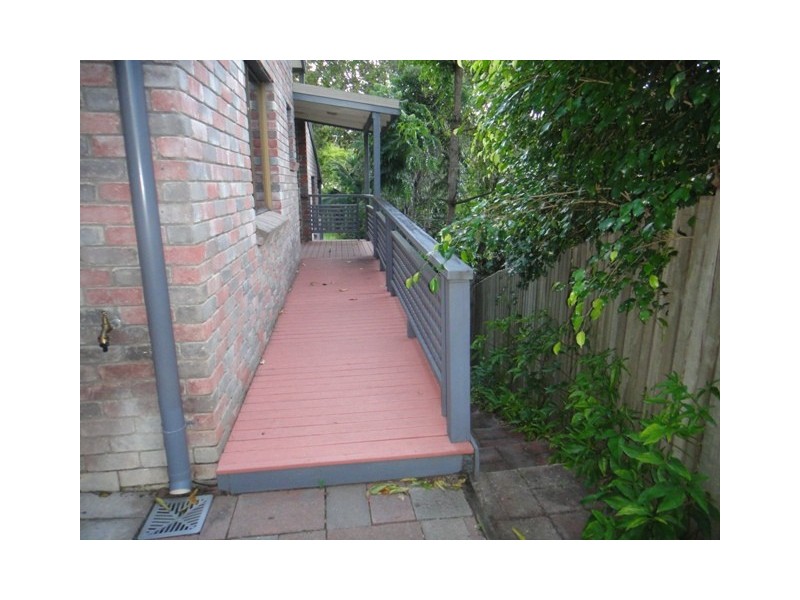 13 Fairway Avenue, Clinton QLD 4680