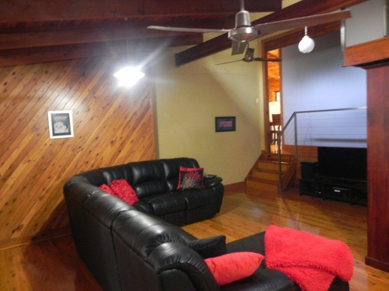 13 Fairway Avenue, Clinton QLD 4680