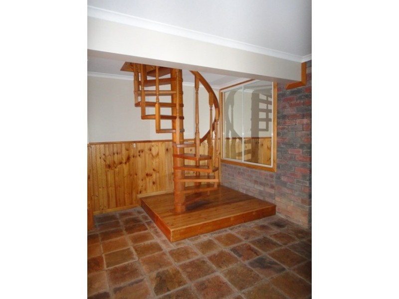 13 Fairway Avenue, Clinton QLD 4680