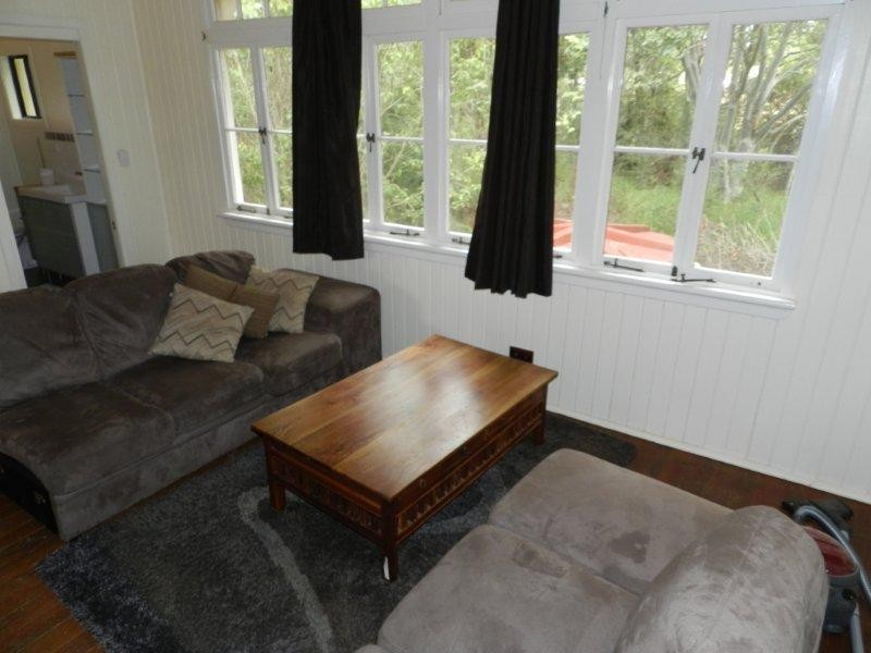 139 Wallaby Track, Mount Larcom QLD 4695