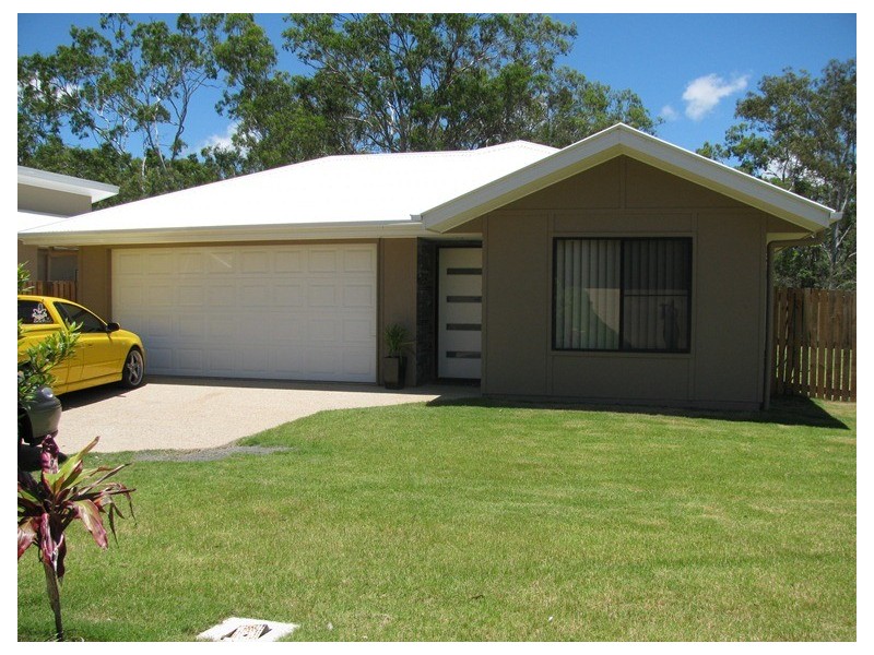 21 Melaluca Place, Glen Eden QLD 4680