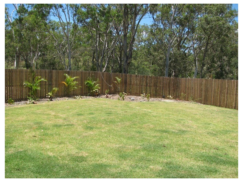 21 Melaluca Place, Glen Eden QLD 4680