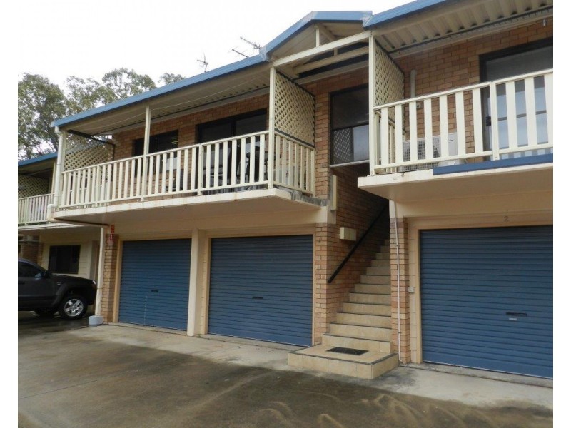 2/251 Auckland Street, South Gladstone QLD 4680
