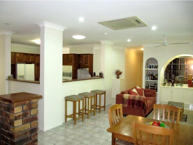 365 Boyne Island Road, Boyne Island QLD 4680