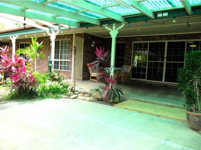 365 Boyne Island Road, Boyne Island QLD 4680