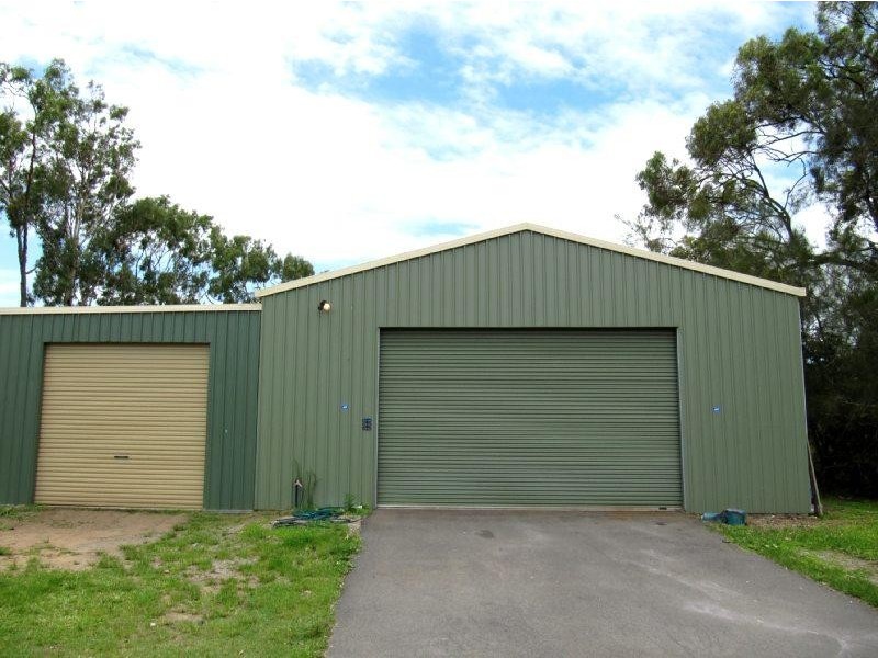 365 Boyne Island Road, Boyne Island QLD 4680