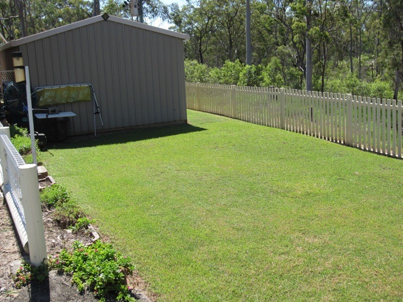 17 Centenary Drive, Boyne Island QLD 4680