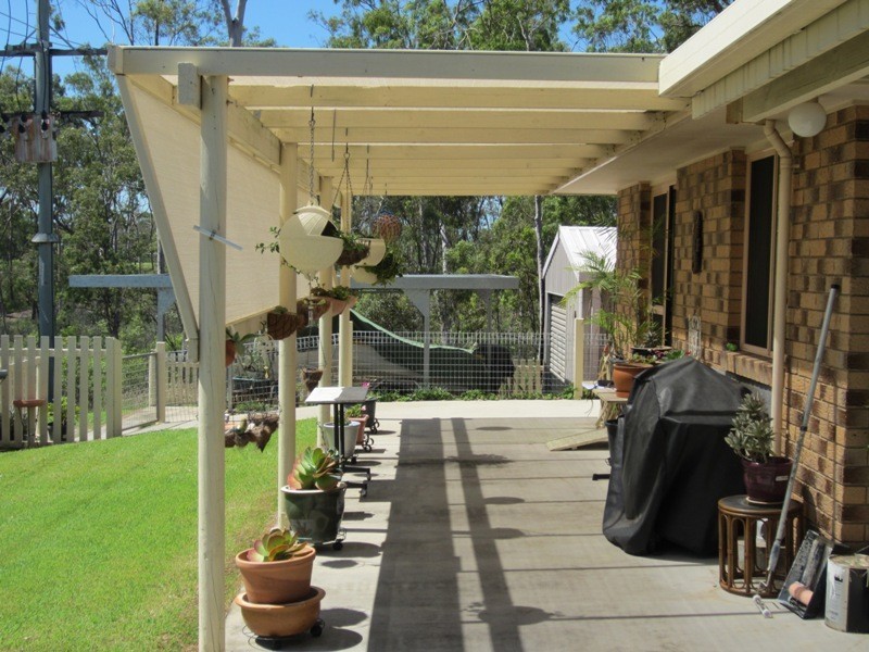 17 Centenary Drive, Boyne Island QLD 4680