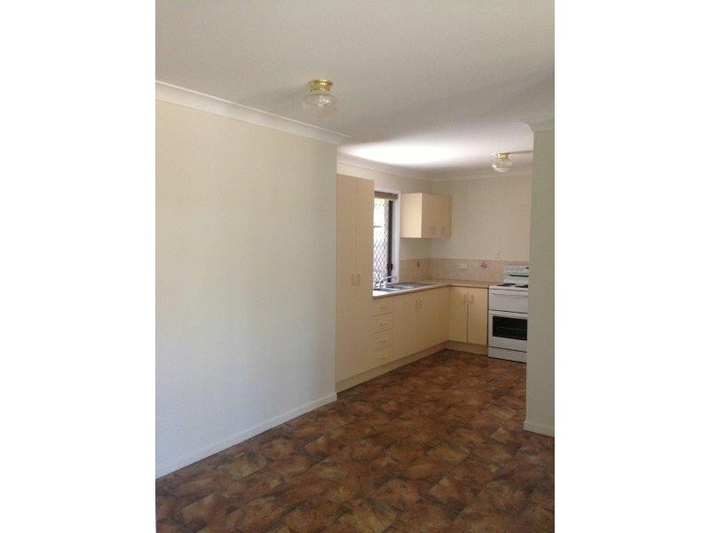 6 Solonika Court, South Gladstone QLD 4680