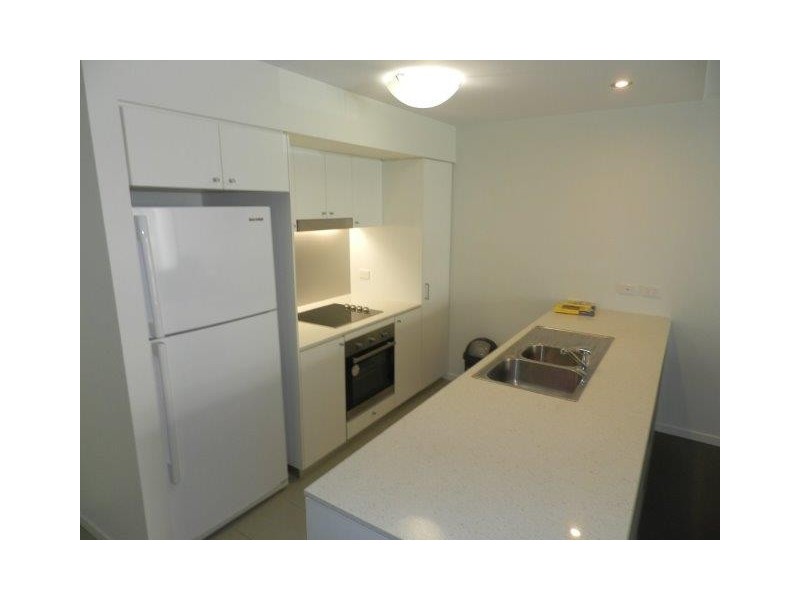 Unit 213/75 Central Lane, Gladstone QLD 4680