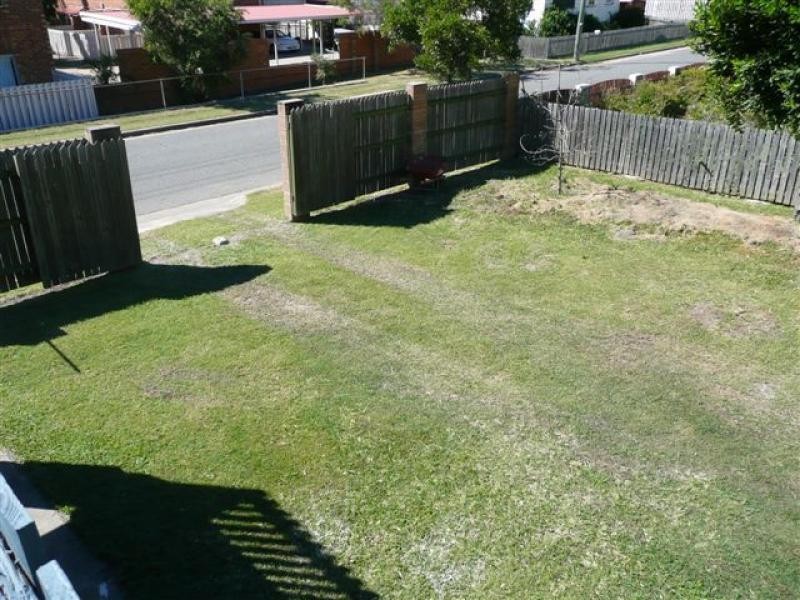 9 Eden St, Gladstone QLD 4680
