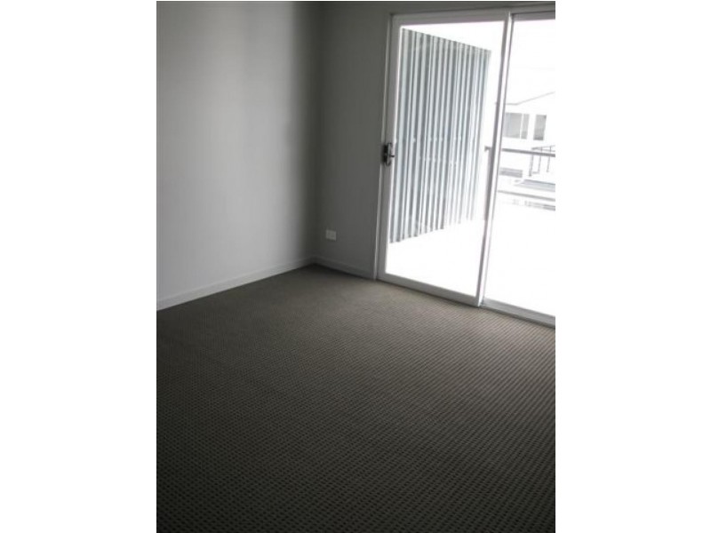 2/12-14 Fowler Street, West Gladstone QLD 4680