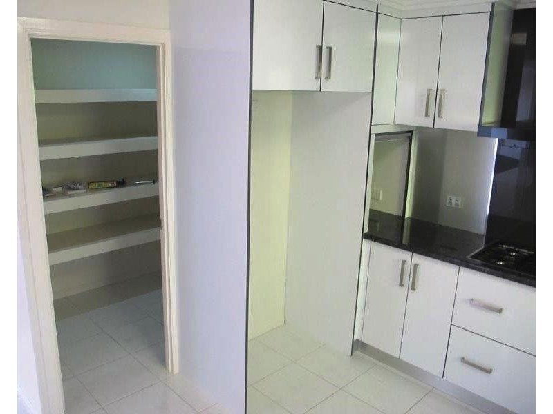 40 Paterson Street, West Gladstone QLD 4680