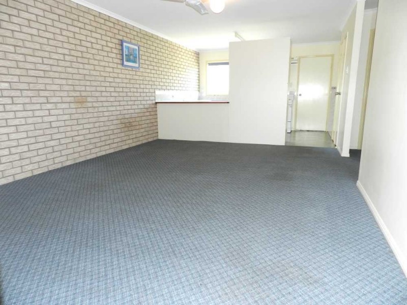 1 – 287 J Hickey Avenue, Clinton QLD 4680