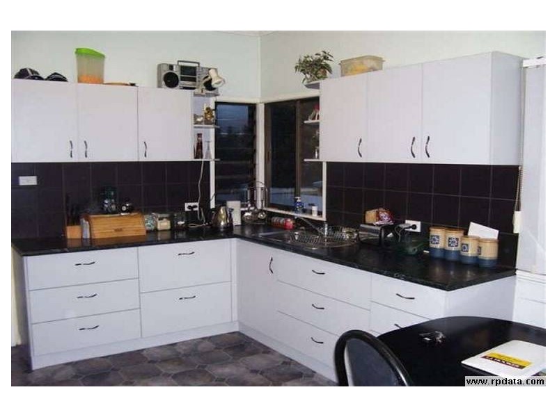 27 Golding Street, Barney Point QLD 4680