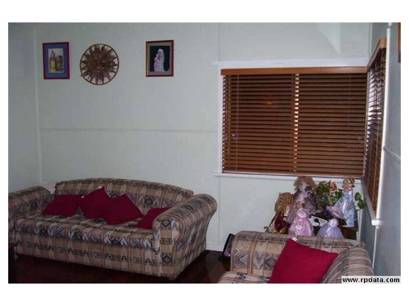 27 Golding Street, Barney Point QLD 4680