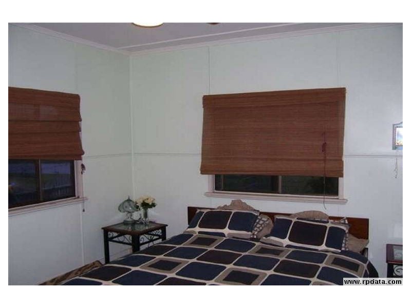 27 Golding Street, Barney Point QLD 4680