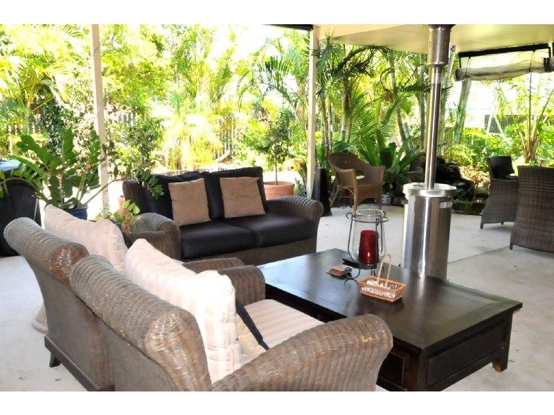 198 J Hickey Avenue, Clinton QLD 4680