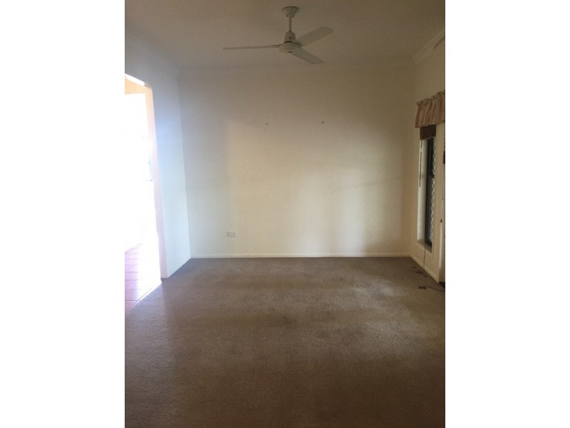 198 J Hickey Avenue, Clinton QLD 4680