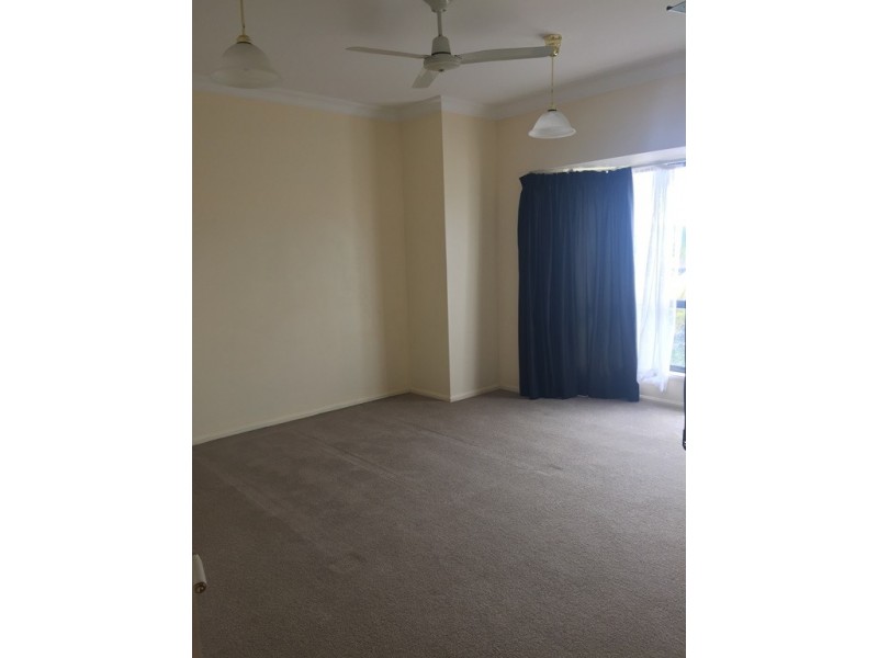 198 J Hickey Avenue, Clinton QLD 4680