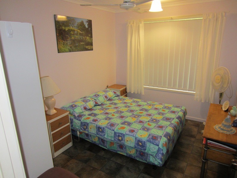 10 Centenary Drive, Boyne Island QLD 4680